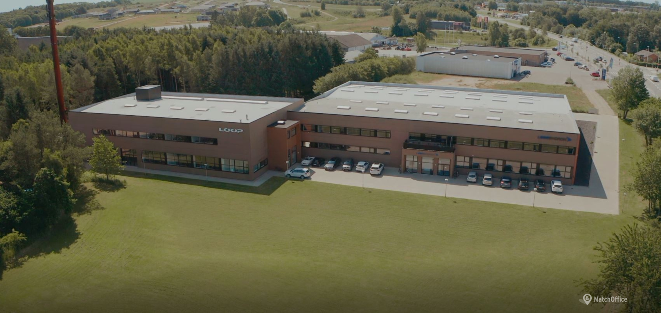 Gammel Sellingvej 1 i Hadsten - Kontor til leje 555 m² | Lokalebasen.dk