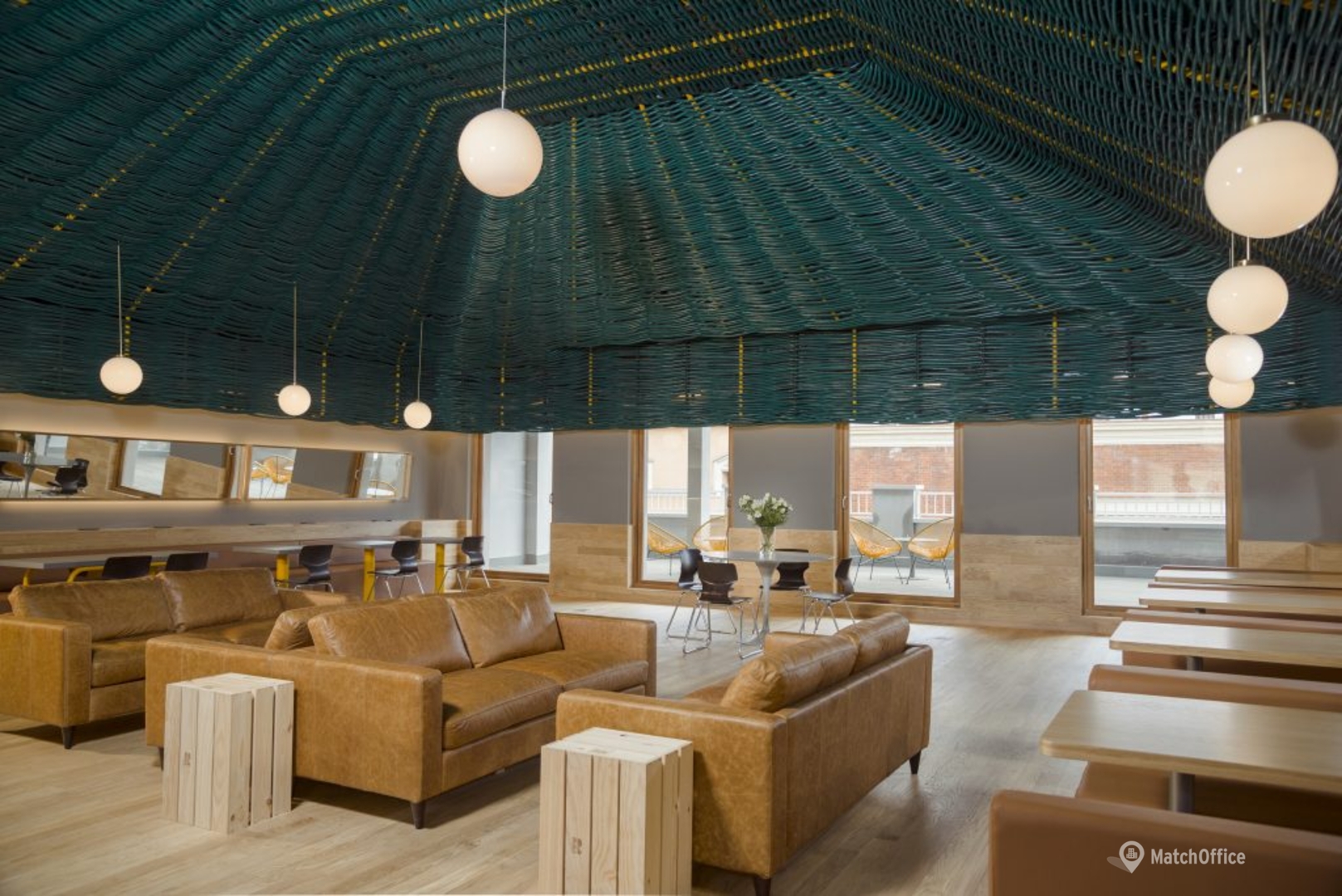 Shared Office on Calle de Piamonte, Madrid Centro for Rent