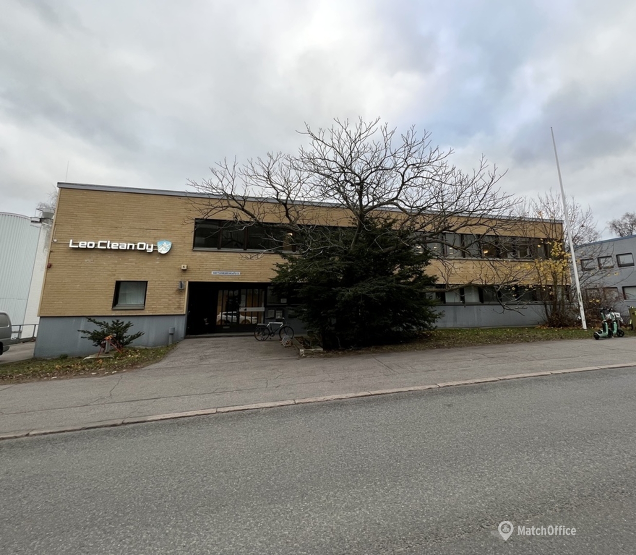 Vattuniemenkatu 5 Helsinki - Varastotila | 140 M² MatchOffice.fi