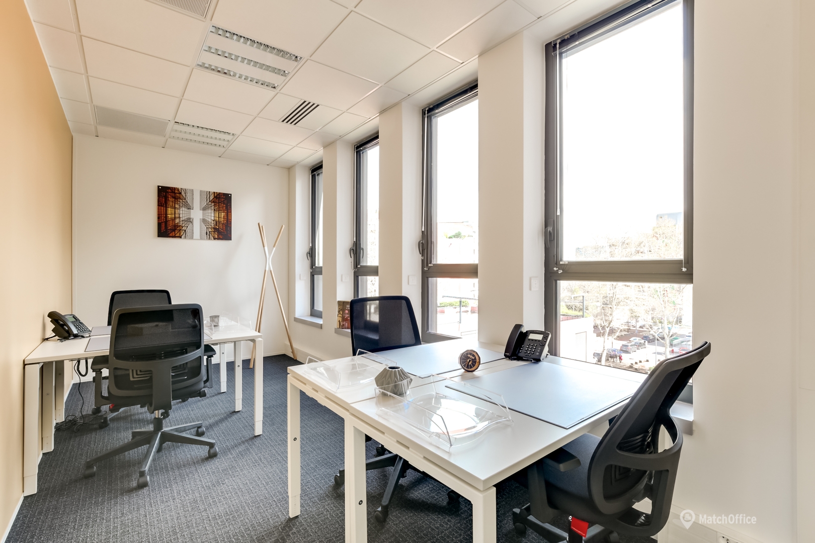 The Best Shared Workspace for Lease on 35-37 rue Louis Guérin ...