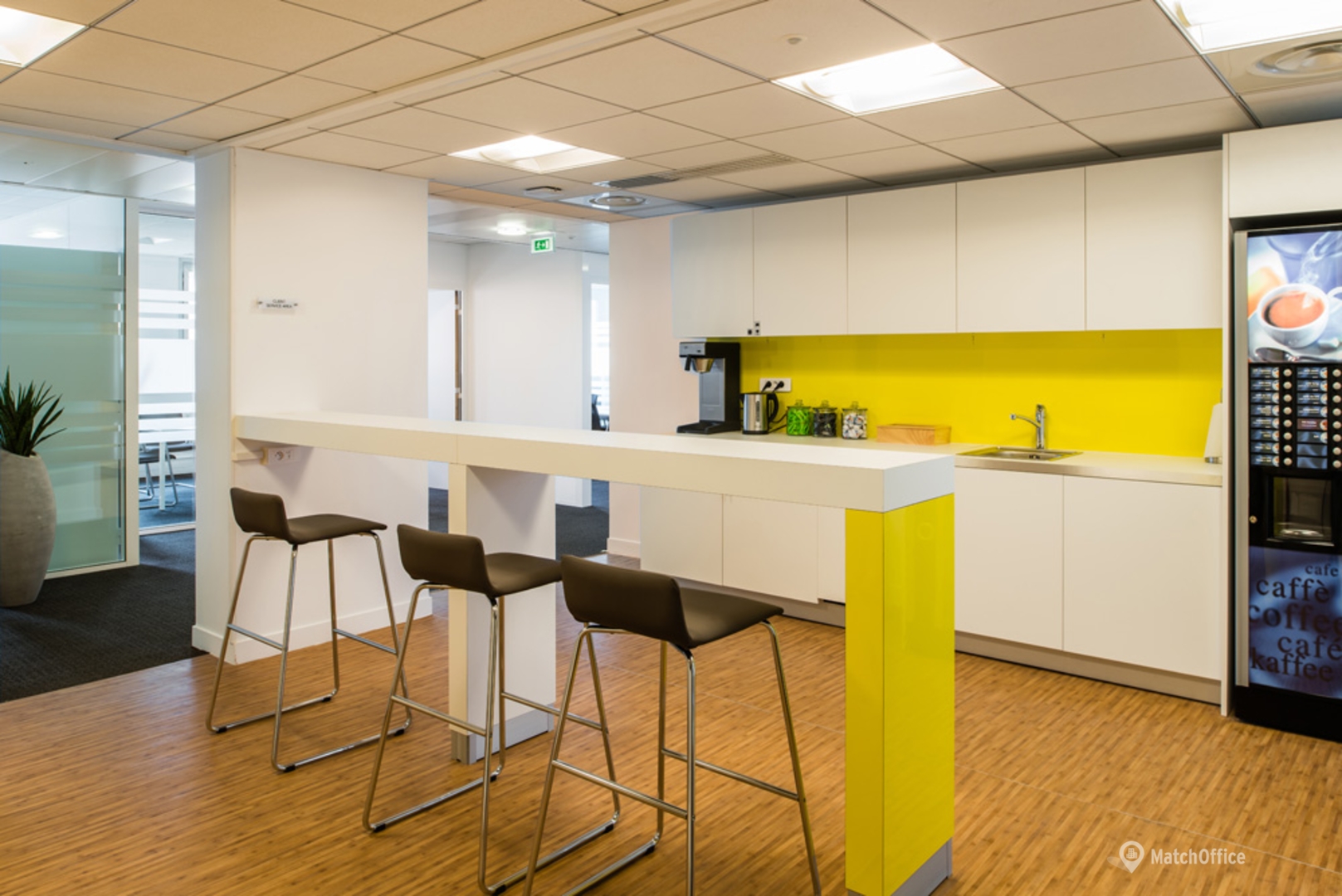 Salle de coworking à Vanves, 6 rue Auguste Comte - MatchOffice.fr