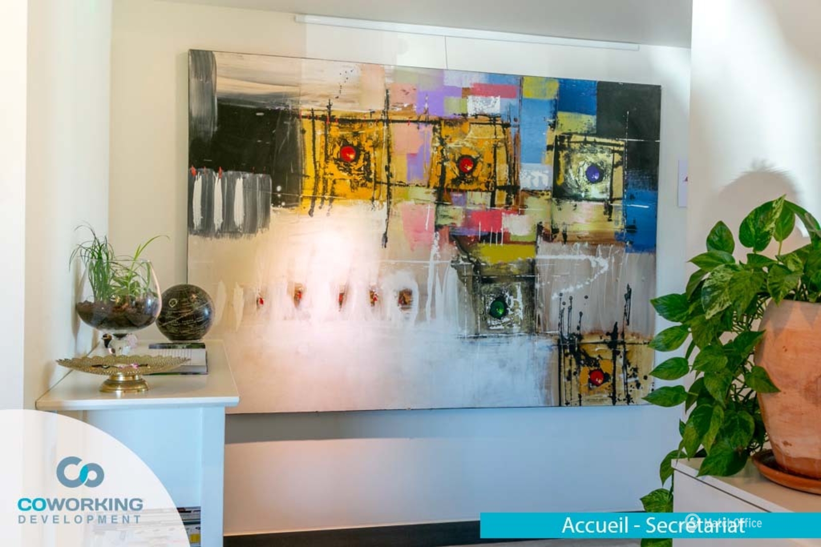 Salle de conférence sur 280 rue James Watt MachOffice.fr