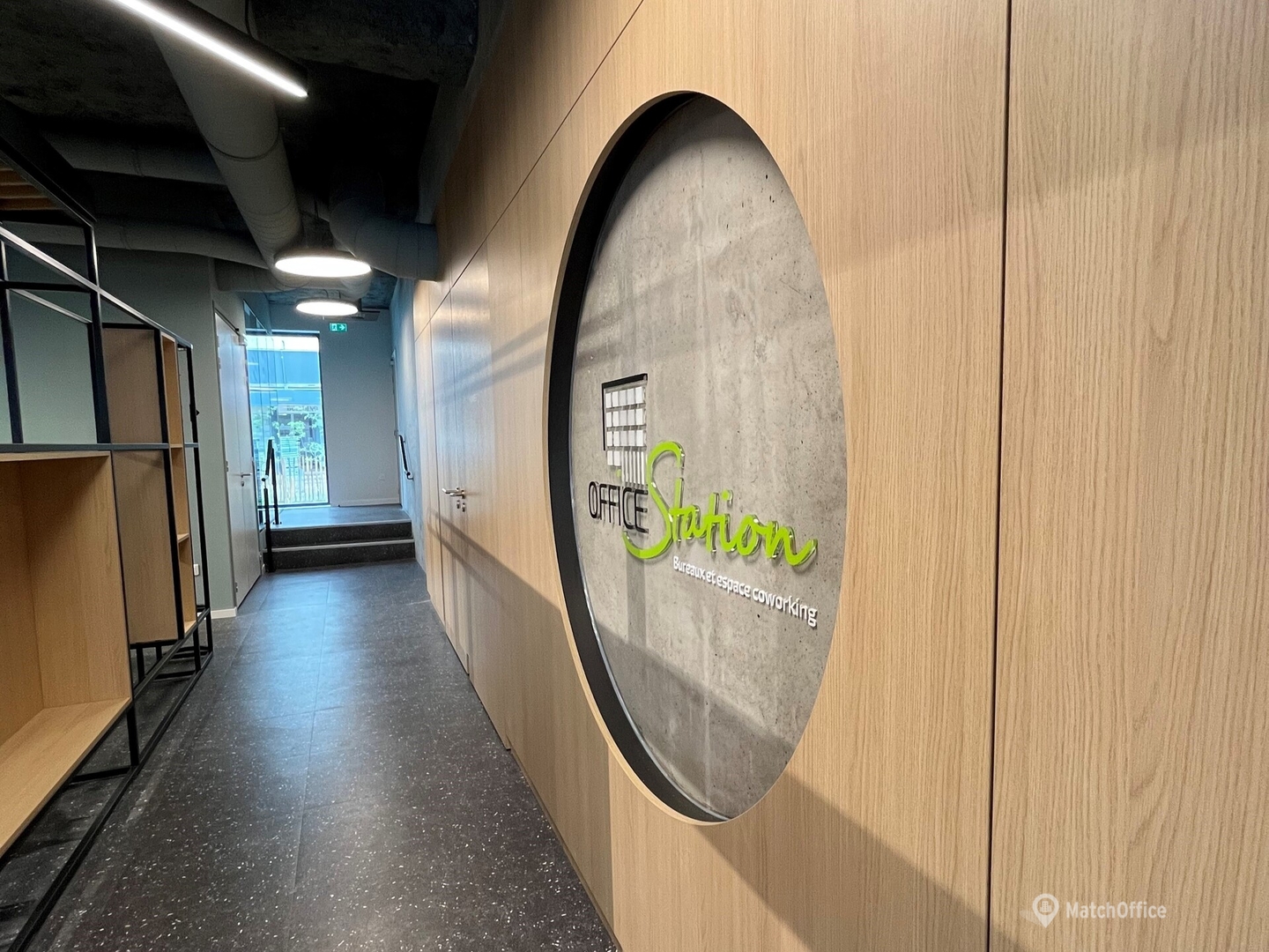 Salle de réunion sur Rue Edmonde Charles Roux 5 | MachOffice.fr