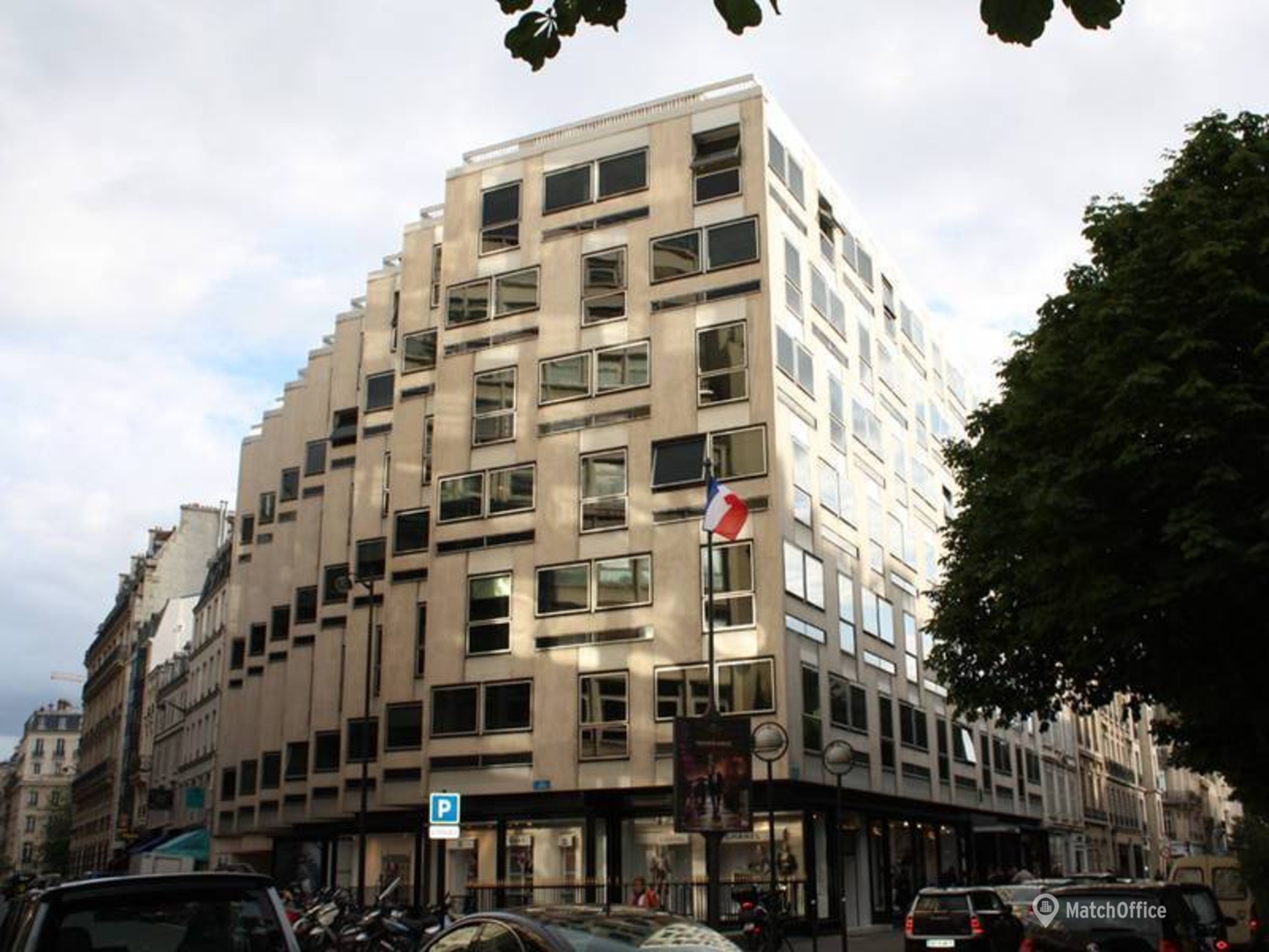 42 avenue Montaigne Premium Business Centers for Rent in Paris 8