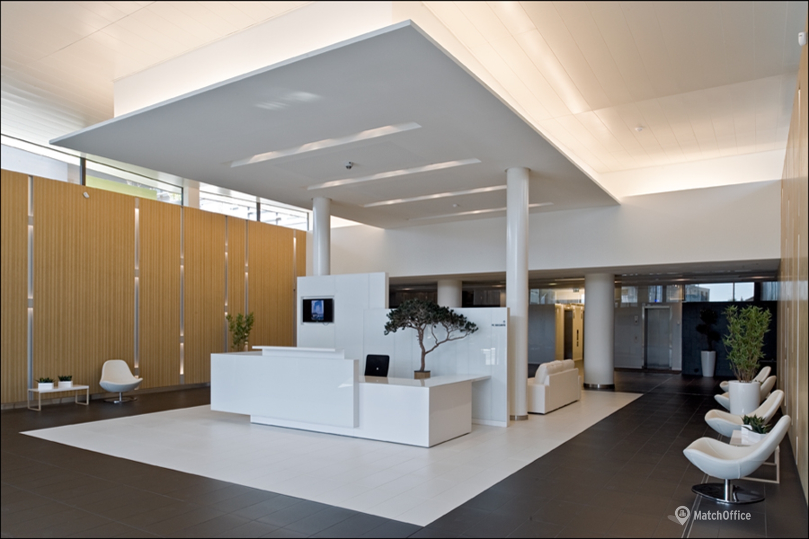 The Nova Building, Herschel Street, SL1 1XS Slough Business centre 14