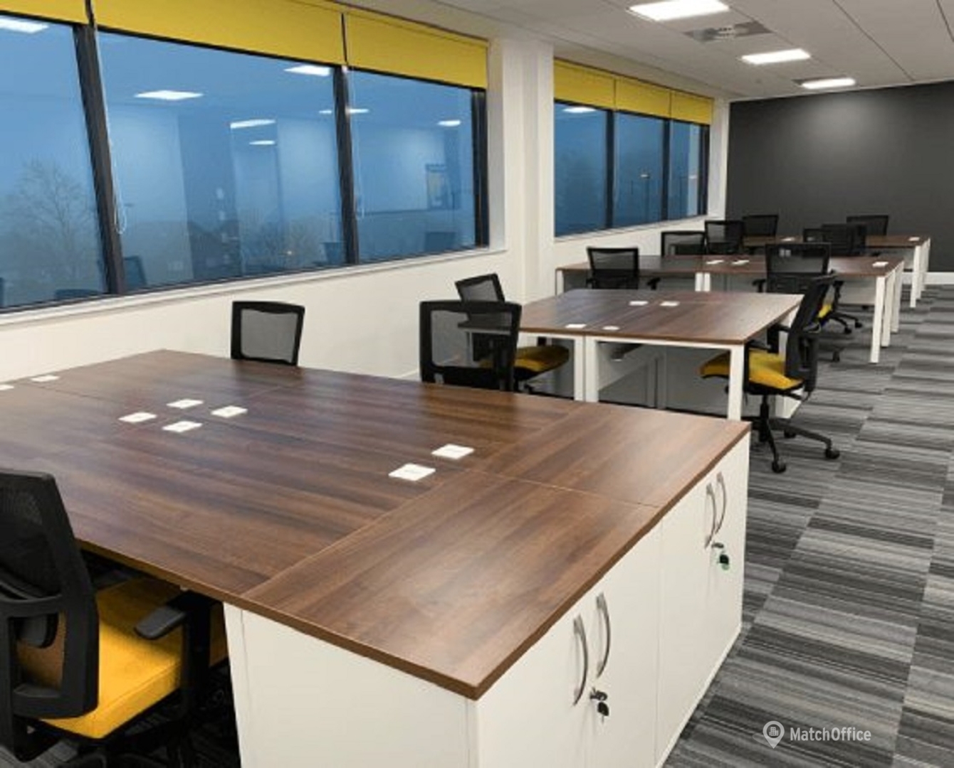 Lakeside House, 9 The Lakes, Northampton, NN4 7HD Northampton Business centre 100 m²