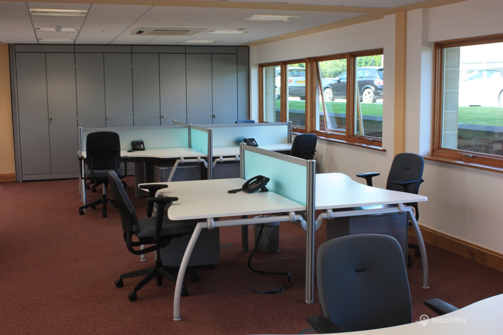 Office for rent in Leeds City Centre, 5 Carrwood Park, 2000 m² - MatchOffice.co.uk