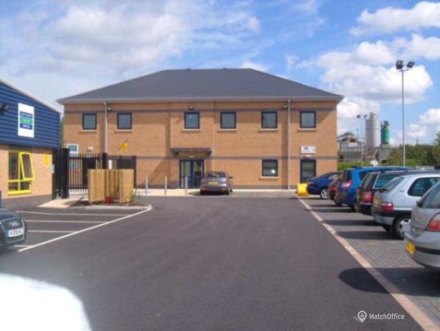 Direct 2, Roway Lane, Oldbury, Birmingham, B69 3ES Oldbury Business