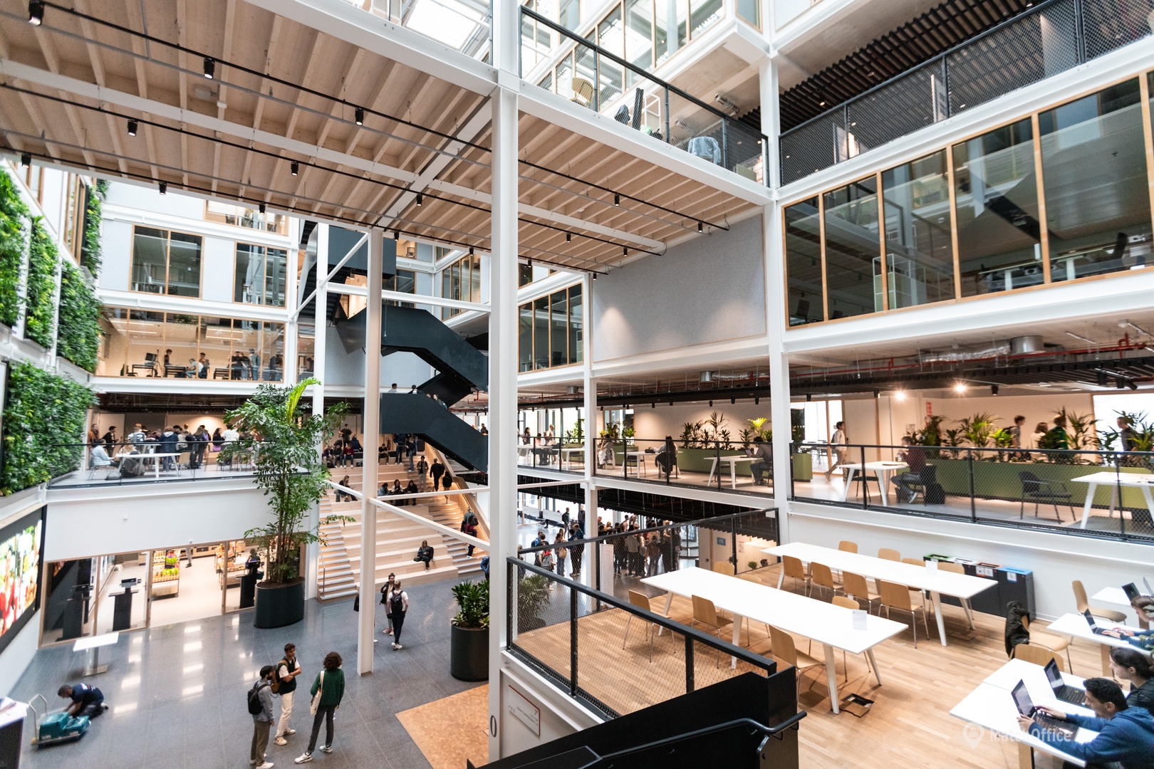 Science Park 900 LAB42 in Amsterdam Oost Coworking MatchOffice.nl