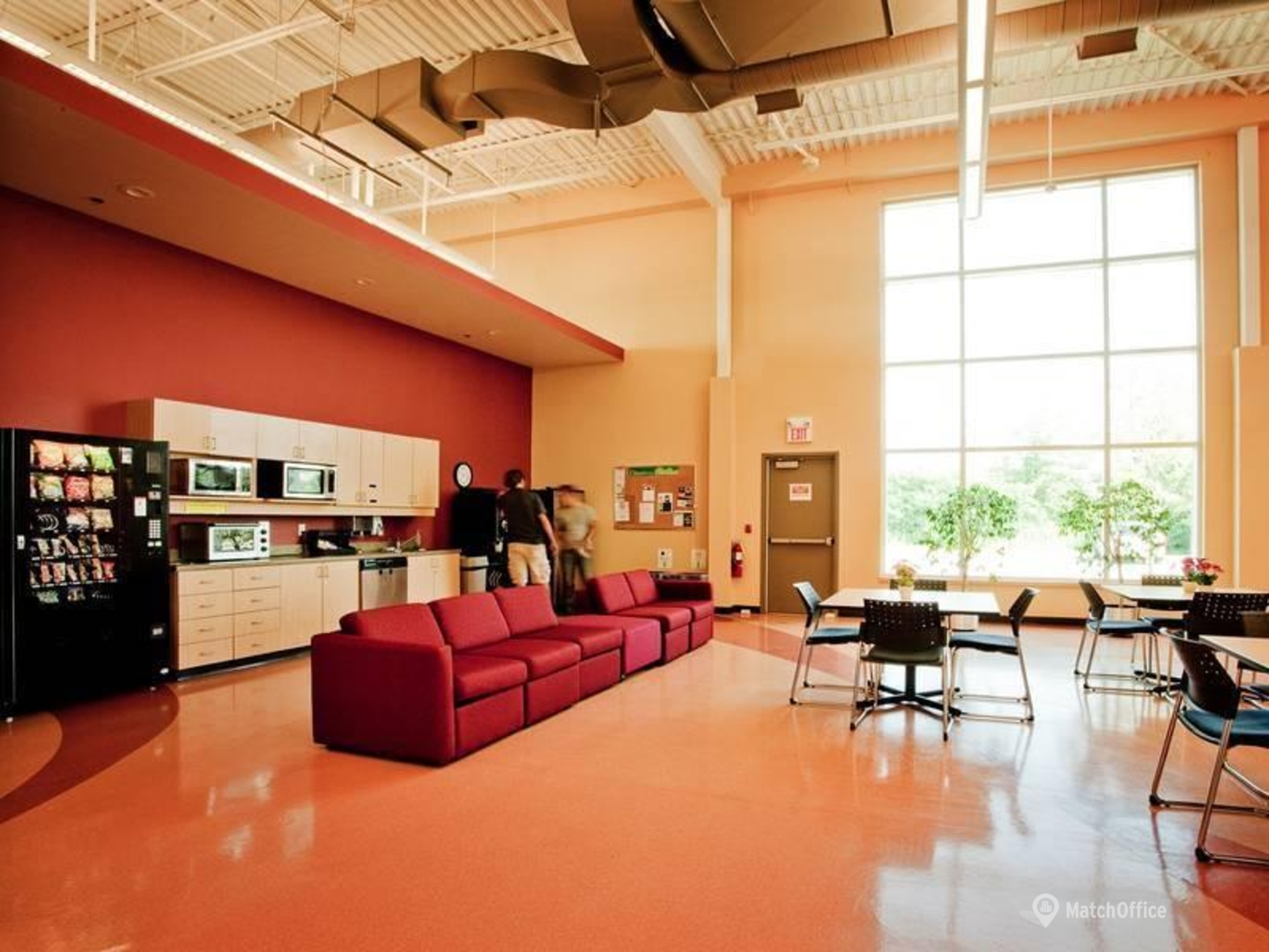 CoWorking Office on 92 Caplan Avenue, Barrie, ON for Rent