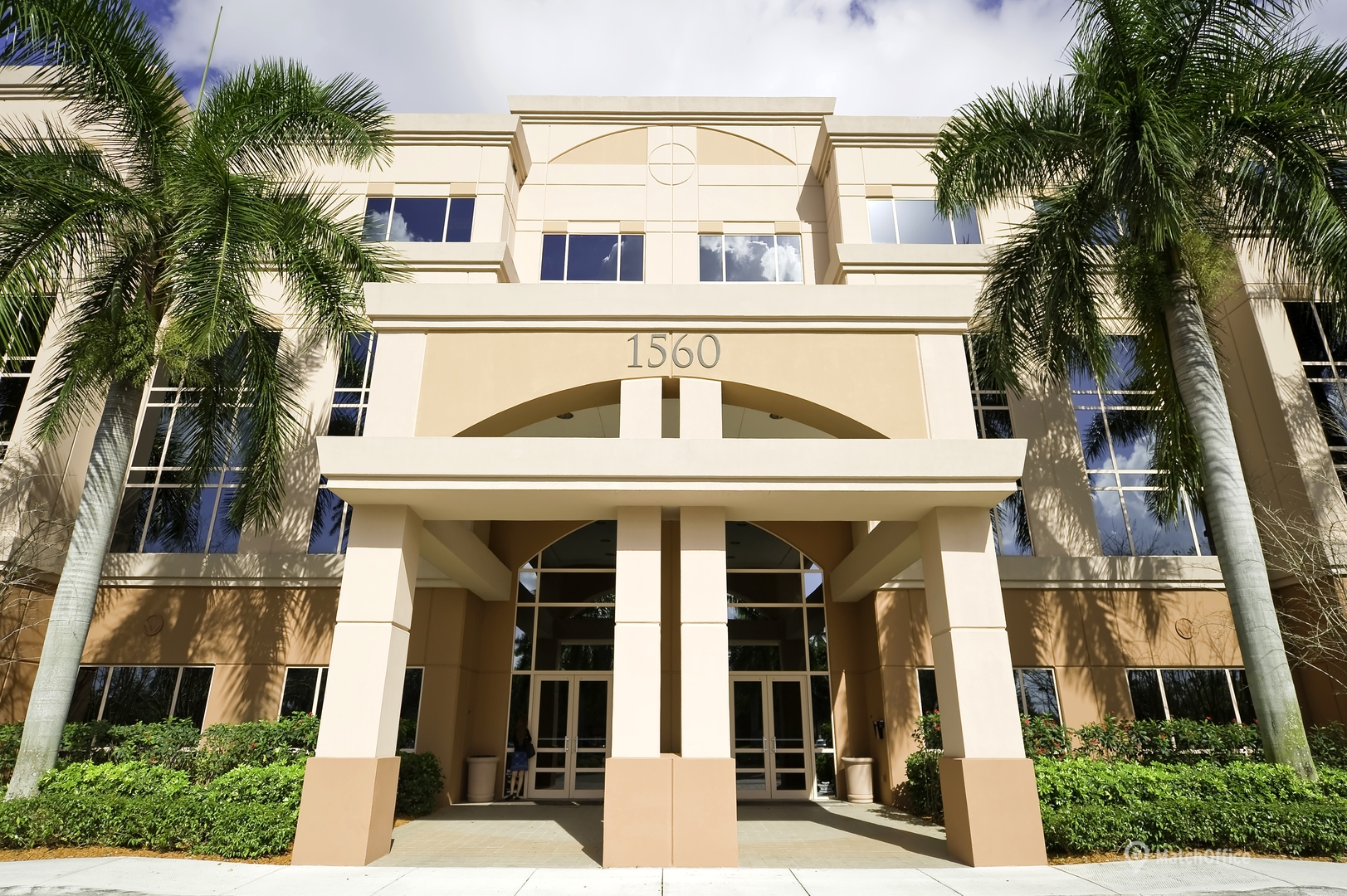 Area Amenities - SAWGRASS TECH PARK