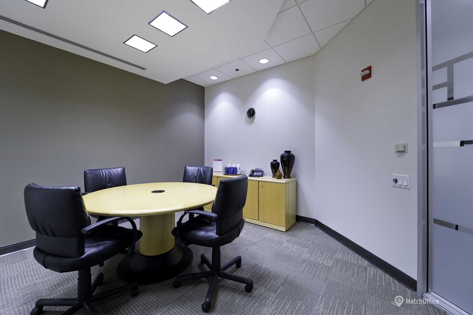 Prestigious Virtual Office at 100 Overlook Center MatchOffice