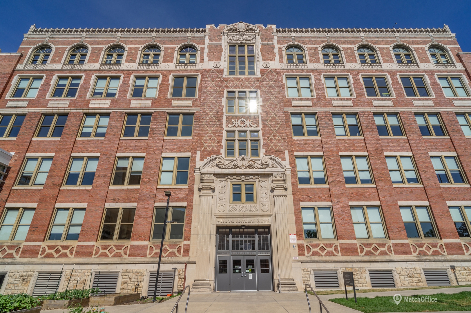 Office Suite For Rent on East 39th Street 300, 64111 Kansas City, MO ...