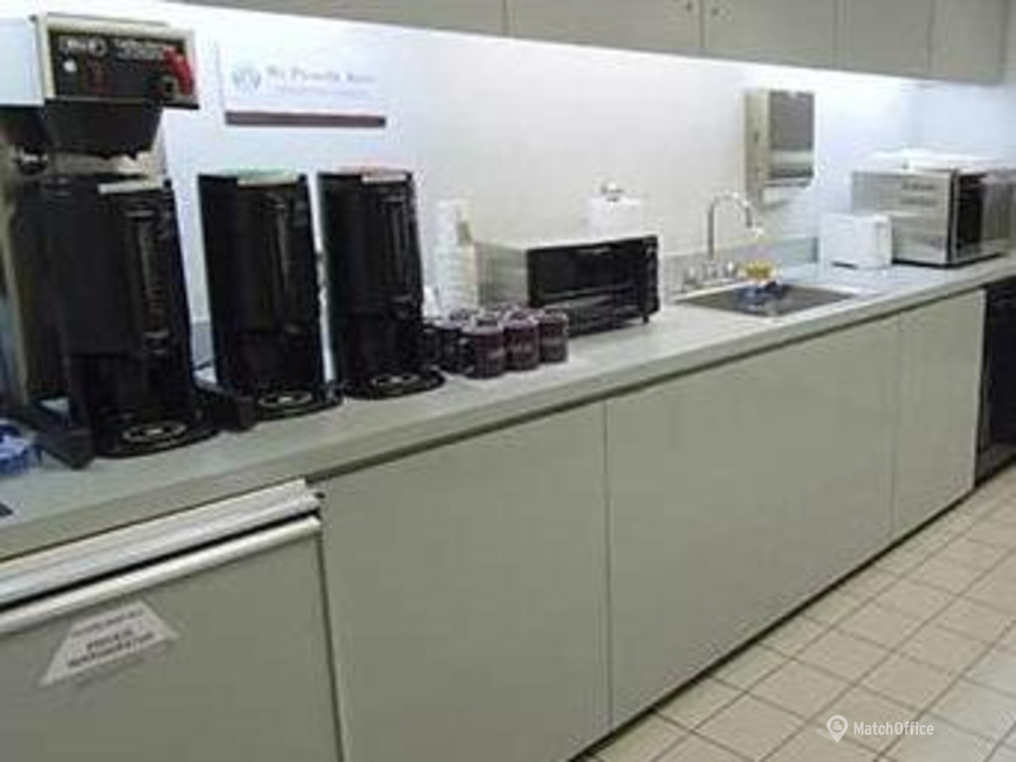 1901 N. Roselle Road, Suite 800, Schaumburg, Il — Prestigious Bussines