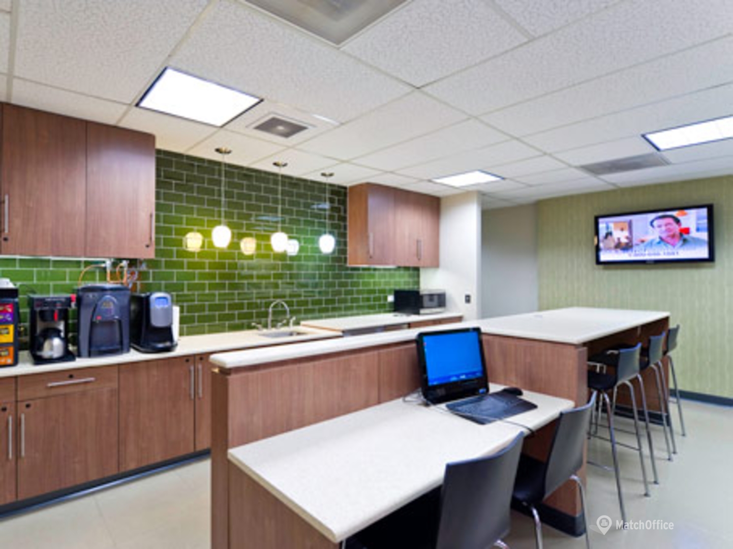 200 Broadhollow Road, Suite 207 — The Best Business Centers for Rent in