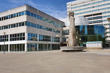 Centro de negocios en alquiler en Pamplona