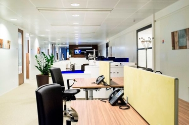 Bureau à louer à Nanterre