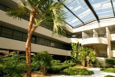 Locaux commerciaux à louer à Paris 7